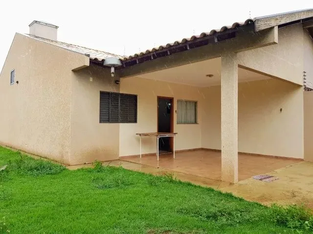 Imagem: Casa com Terreno Grande no Bairro Nova Campo