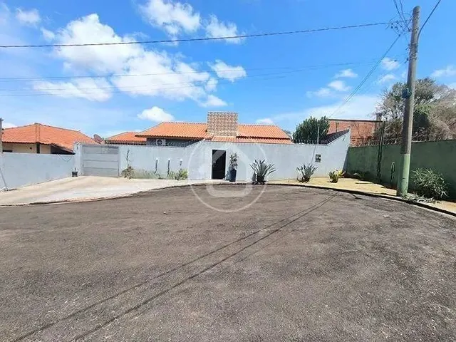 Imagem 1: Casa em Residencial no Final de Rua