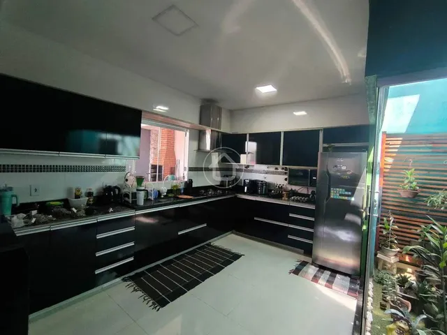Imagem 9: Casa em Residencial no Final de Rua