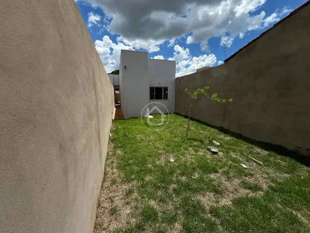 Imagem 12: Casa com Terreno Amplo