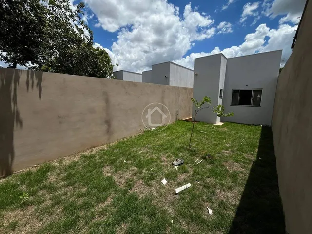 Imagem 7: Casa com Terreno Amplo