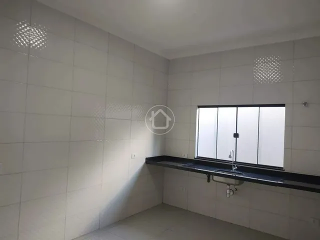 Imagem 9: Casa com 3 Dormitorios e 01 Suite - santa Luzia