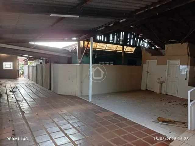 Imagem 13: Casa com Terreno Amplo