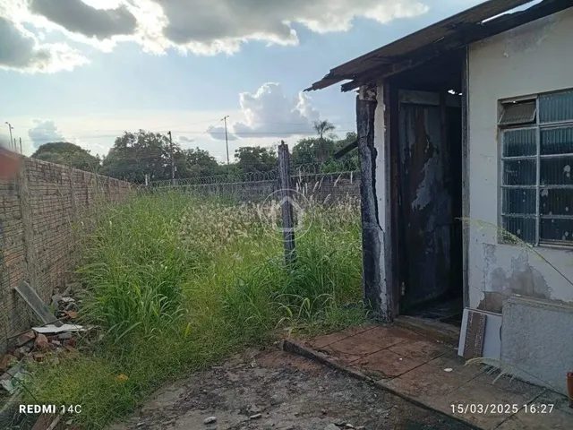 Imagem 10: Casa com Terreno Amplo