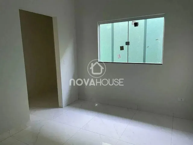 Imagem 5: Casa com 3 Dormitórios À Venda