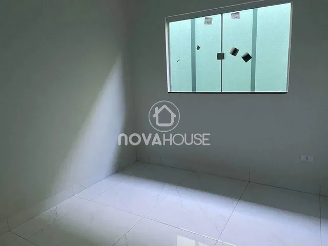 Imagem 3: Casa com 3 Dormitórios À Venda
