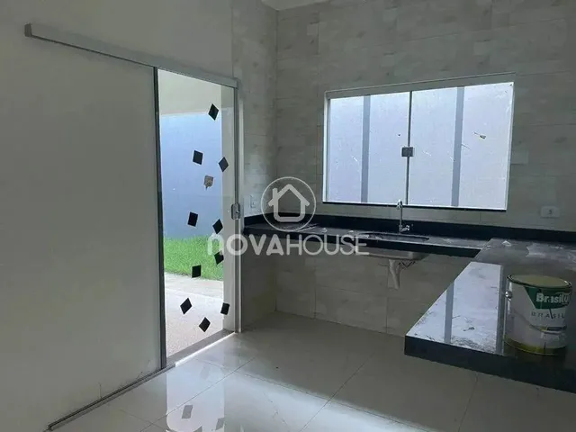 Imagem 4: Casa com 3 Dormitórios À Venda