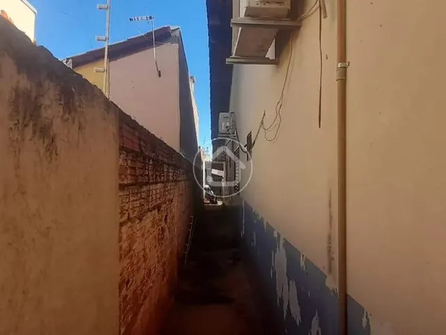 Imagem 6: Casa com 3 Quartos e Boa Sobra de Terreno