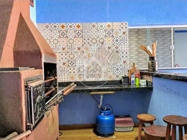 Imagem 2: Ampla Casa Térrea com 2 Quartos e Piscina