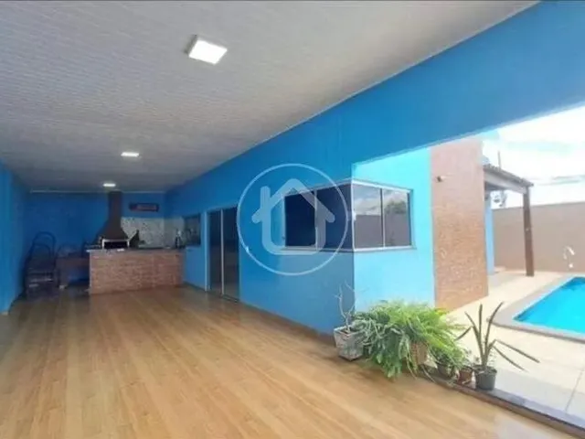 Imagem 11: Ampla Casa Térrea com 2 Quartos e Piscina