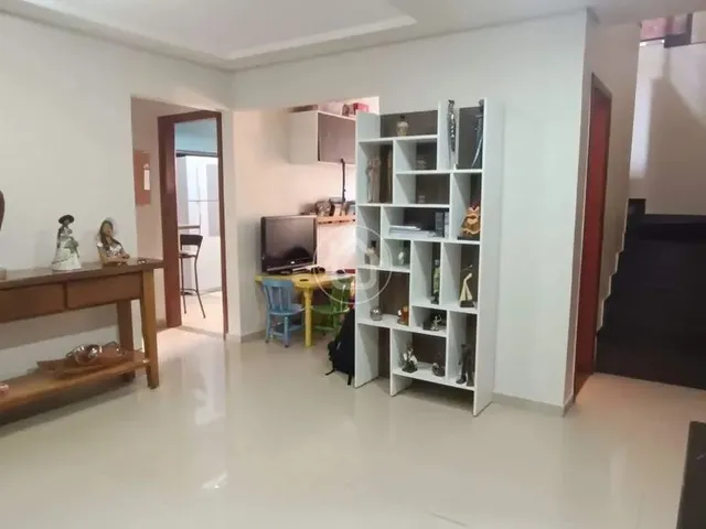 Imagem 8: Sobrado Amplo e Moderno com 5 Quartos e Piscina