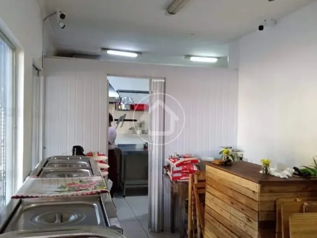Imagem 2: Casa Térrea com Edícula e Sala Comercial