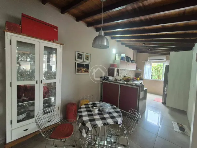 Imagem 8: Casa com 2 Dormitorios Prox Ao Colegio Militar