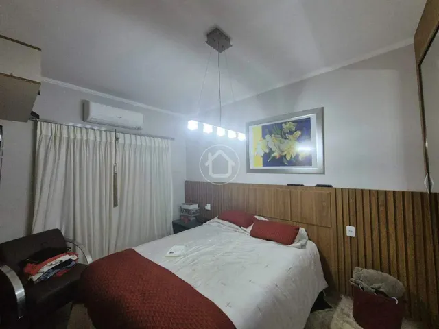 Imagem 2: Casa com 2 Dormitorios Prox Ao Colegio Militar