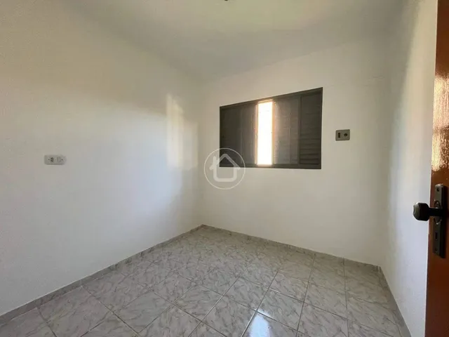 Imagem 5: Apartamento Térreo 3 Quartos
