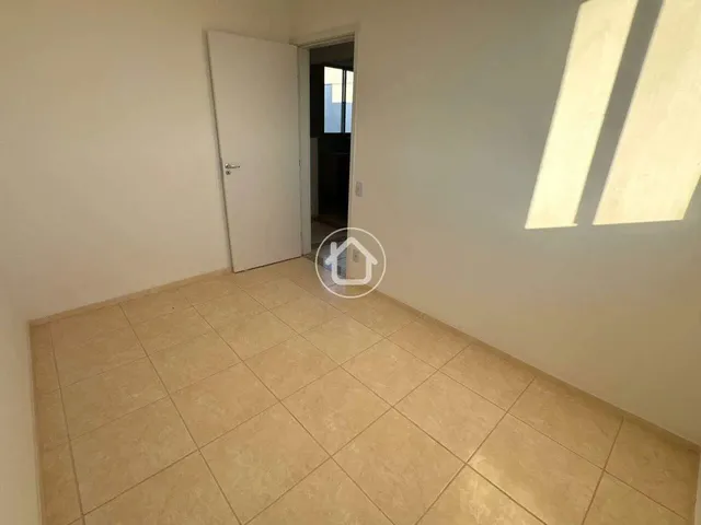 Imagem 4: Apartamento 02 Quartos - com Elevador