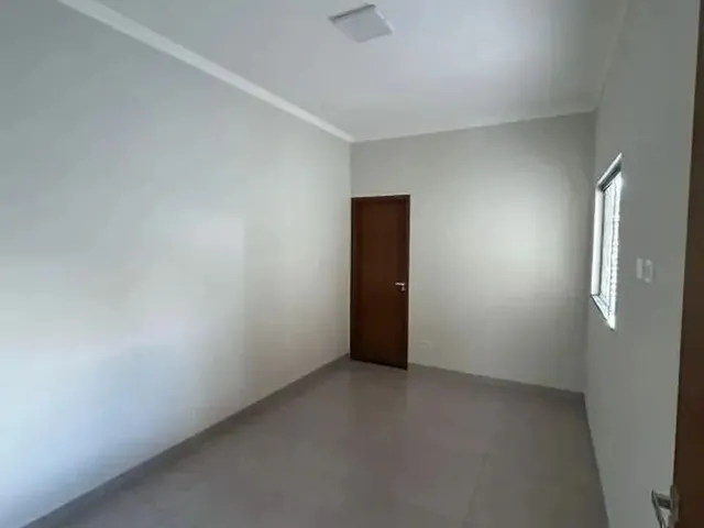 Imagem 3: Excelente Casa Térrea a 50 Mts da Lagoa Itatiaia
