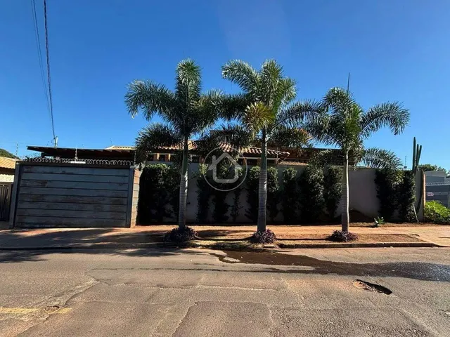 Imagem: Casa com Piscina e Planejados Jardim Presidente