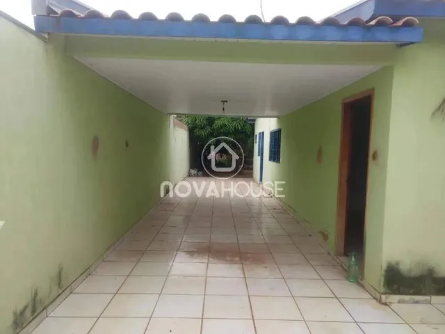 Imagem 2: Casa com 4 Dormitórios