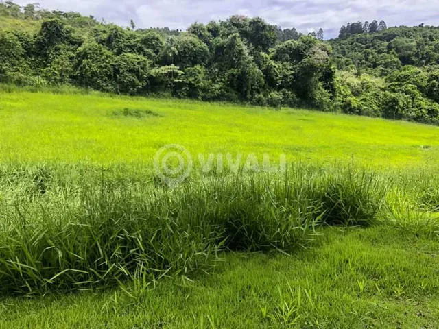 Imagem: O terreno possui 1.857m² de Área e está localizado em
