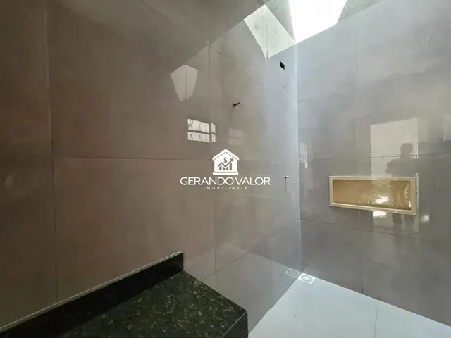 Imagem 8: Casa Espaçosa - Oportunidade