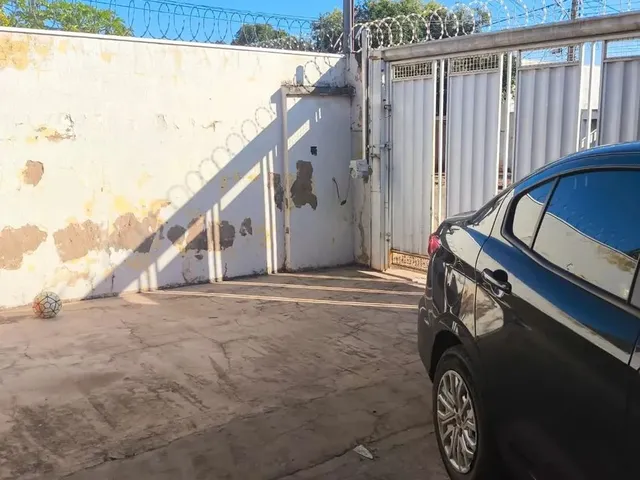 Imagem 5: Térrea para Venda com 90 Metros Quadrados com 3 Quartos em Vila Piratininga - Campo