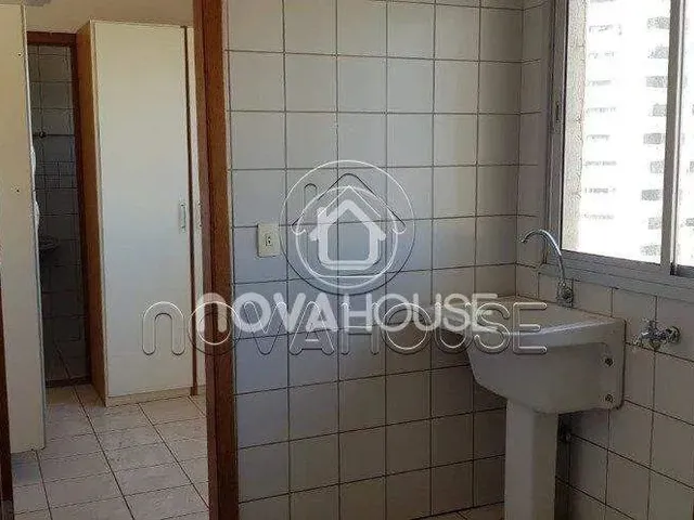 Imagem 9: Apartamento Amplo com 4 Dormitórios