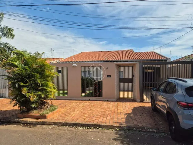 Imagem 8: Casa com 3 Dormitorios e Piscina