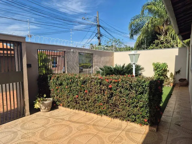 Imagem 6: Casa com 3 Dormitorios e Piscina