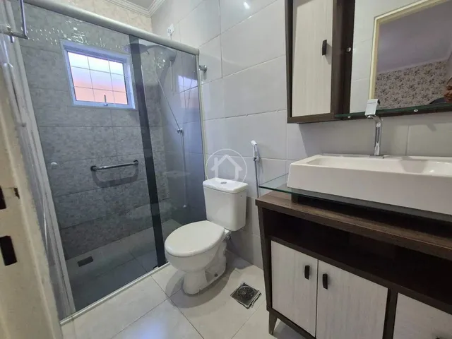 Imagem 10: Casa com 3 Dormitorios e Piscina