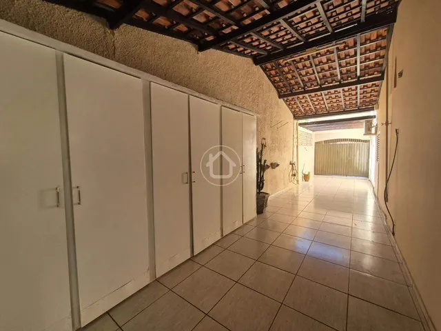 Imagem 3: Casa com 3 Dormitorios e Piscina