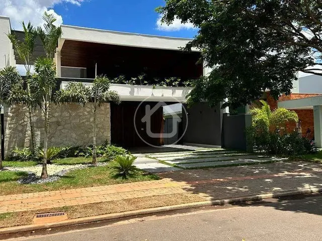 Imagem: Casa Térrea Rica em Planejados
