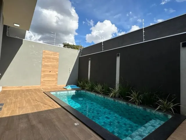 Imagem 14: C/ 03 Suite e Piscina Rita Vieira