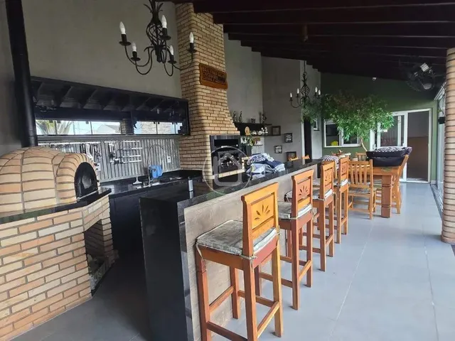 Imagem 11: Casa com 4 Quartos, Área Gourmet e Sobrado