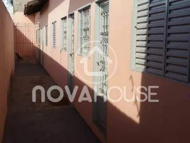 Imagem 7: Casa com 2 Dormitórios À Venda, 360 M²