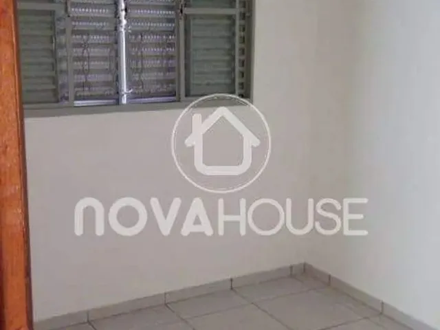 Imagem 6: Casa com 2 Dormitórios À Venda, 360 M²