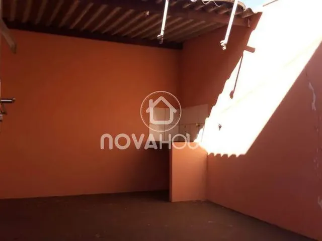 Imagem 5: Casa com 2 Dormitórios À Venda, 360 M²