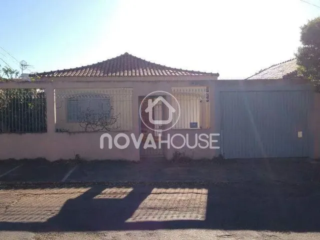 Imagem: Casa com Muito Espaço e Ótima Localização
