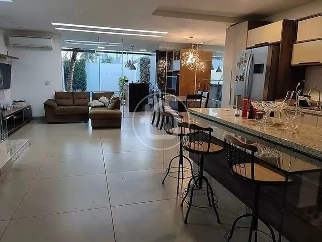 Imagem: Sobrado com 03 Suites Proximo a Lagoa Itatiaia