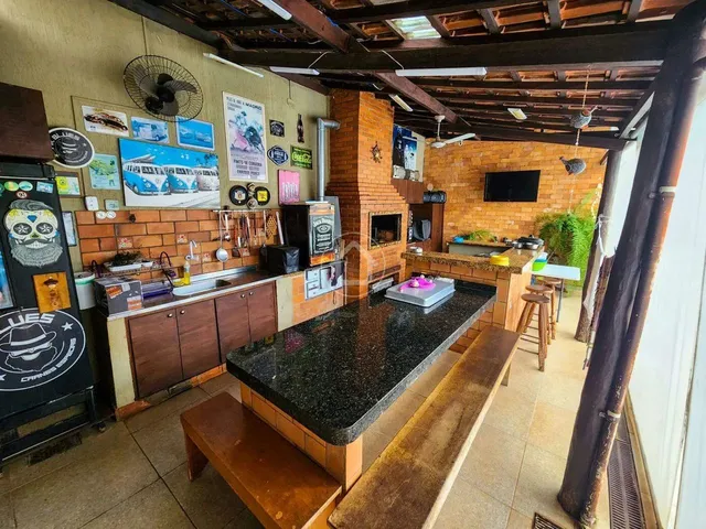 Imagem 6: Casa com Piscina e Área Gourmet