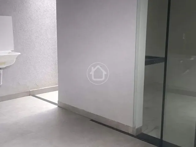 Imagem 3: Casa com 102 M² com 3 Dormitórios em Condomínio