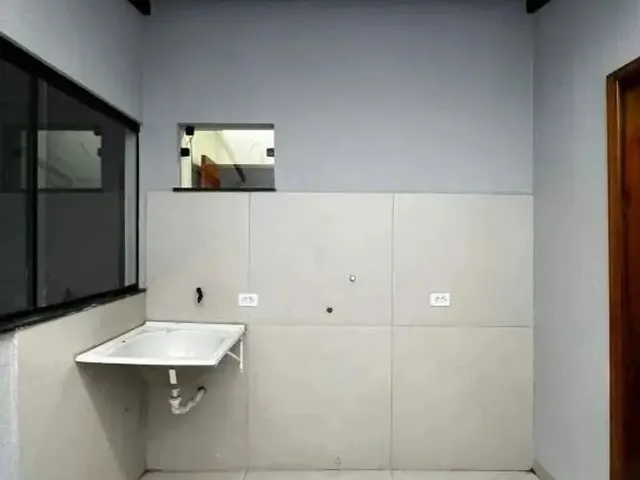 Imagem 15: Imóvel com 02 Quartos Próximo a Tudo: Escolas, Comércio e Lazer!