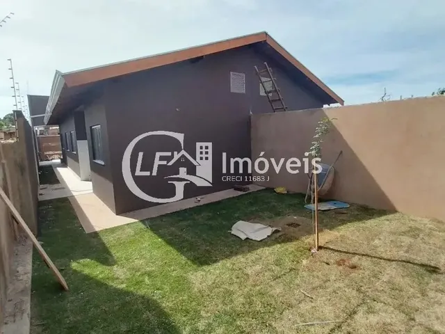 Imagem 7: Casa com Dois Quartos Mais Uma Suite