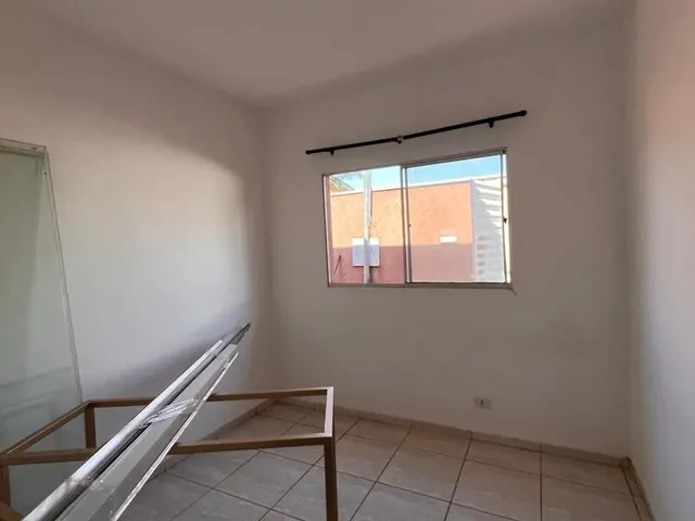 Imagem 12: Casa Á Venda no Aero Rancho com 2 Quartos