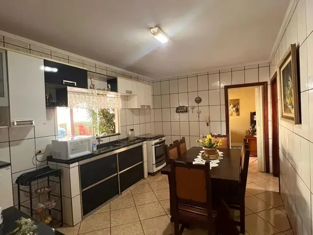 Imagem 10: Térrea para Venda com 100 Metros Quadrados com 3 Quartos em Jardim Aero Rancho - Campo