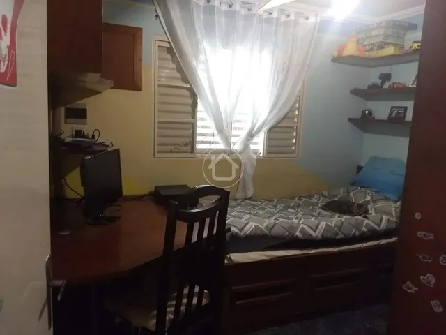 Imagem 2: Casa com 03 Quartos e 01 Suite Bairro Flamboyant