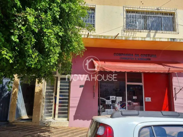 Imagem: A casa possui 1 Dormitório, 1 Banheiro, 227m² de Área e