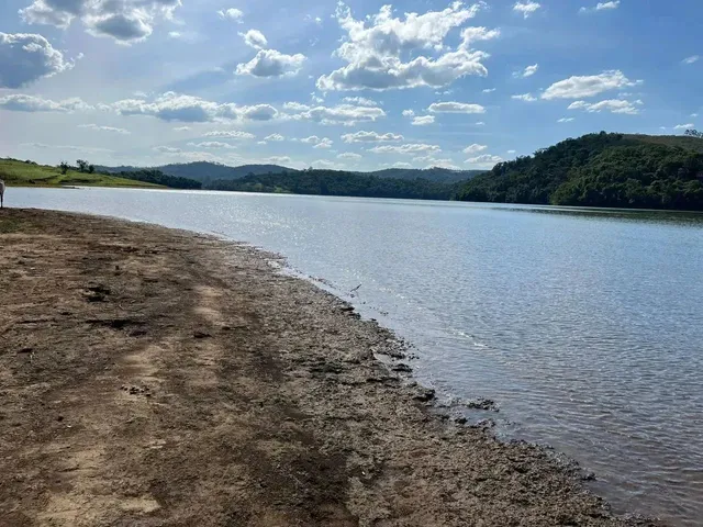 Imagem: Terreno de 2 Hectares - Acesso a Represa