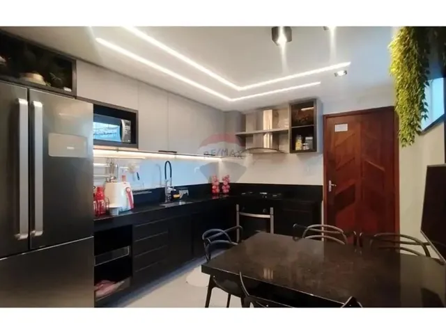 Imagem: Vende Casa Duplex com 300M² - Médici