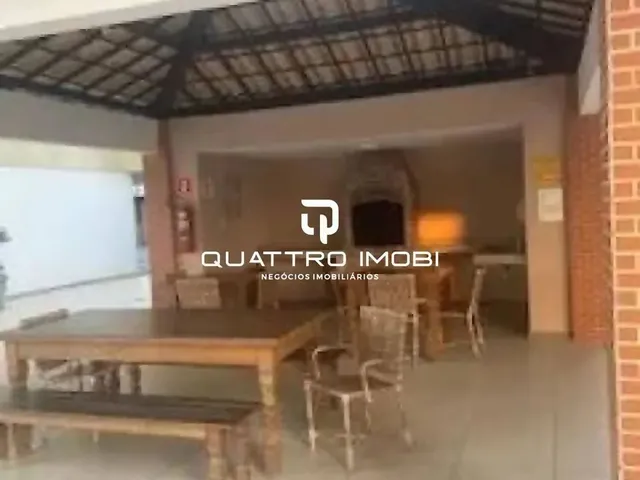 Imagem: O apartamento possui 2 Dormitórios, 1 Suíte, 2 Banheiros,